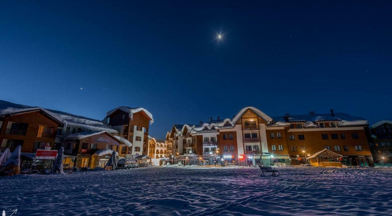 Two Level Apartment Near Gondola Гудаурі Екстер'єр фото